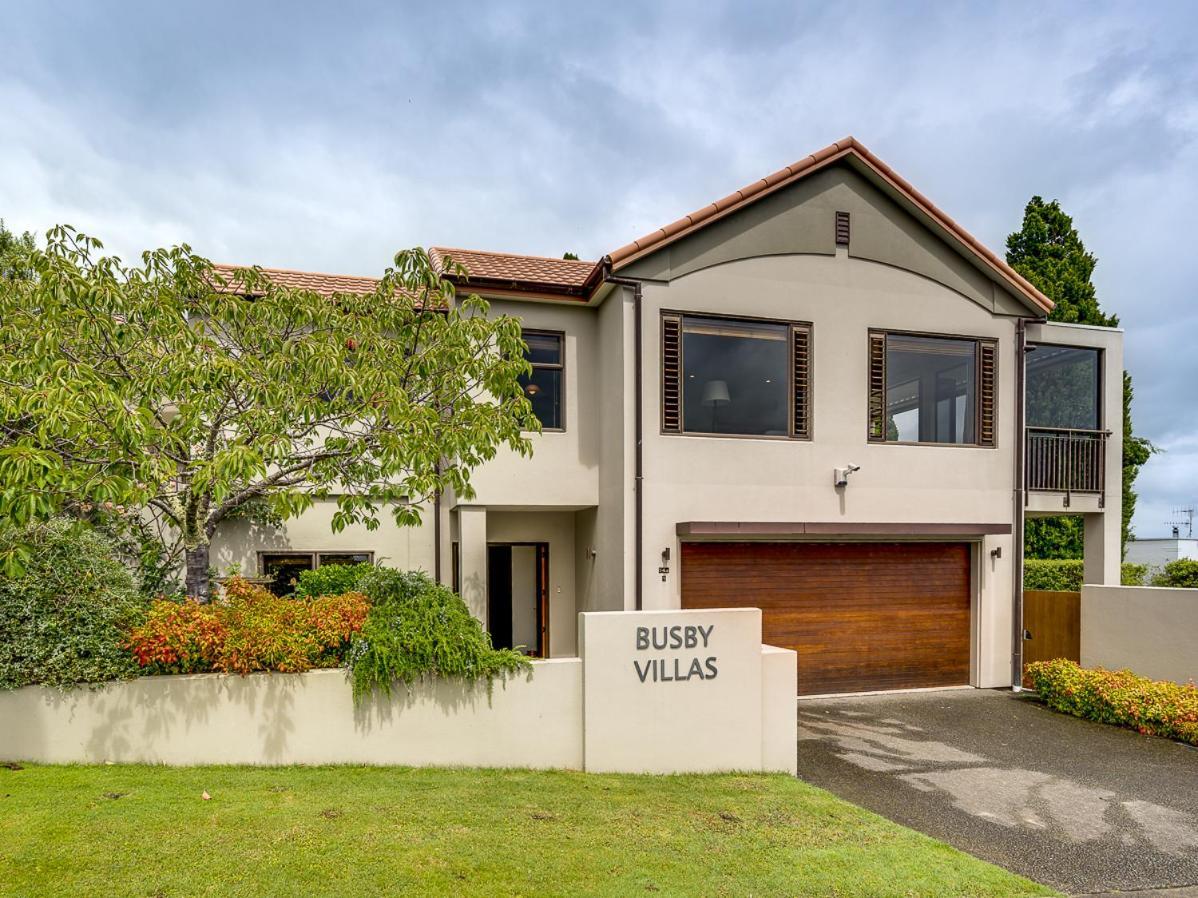 Busby Hill Villa - Havelock North Holiday Home Esterno foto