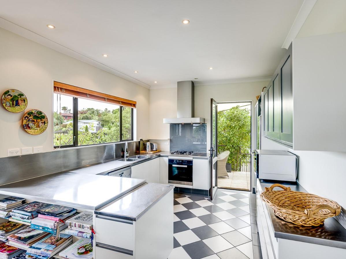 Busby Hill Villa - Havelock North Holiday Home Esterno foto