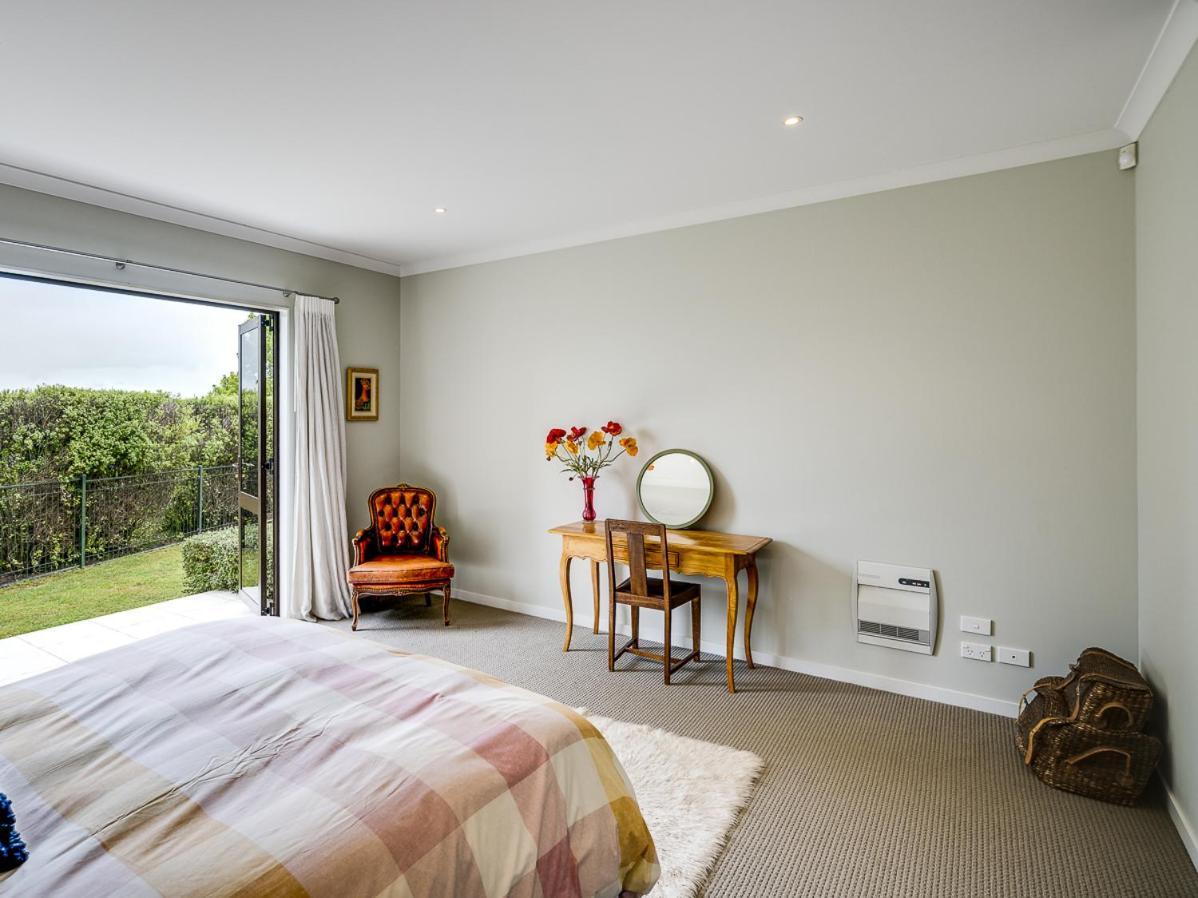 Busby Hill Villa - Havelock North Holiday Home Esterno foto