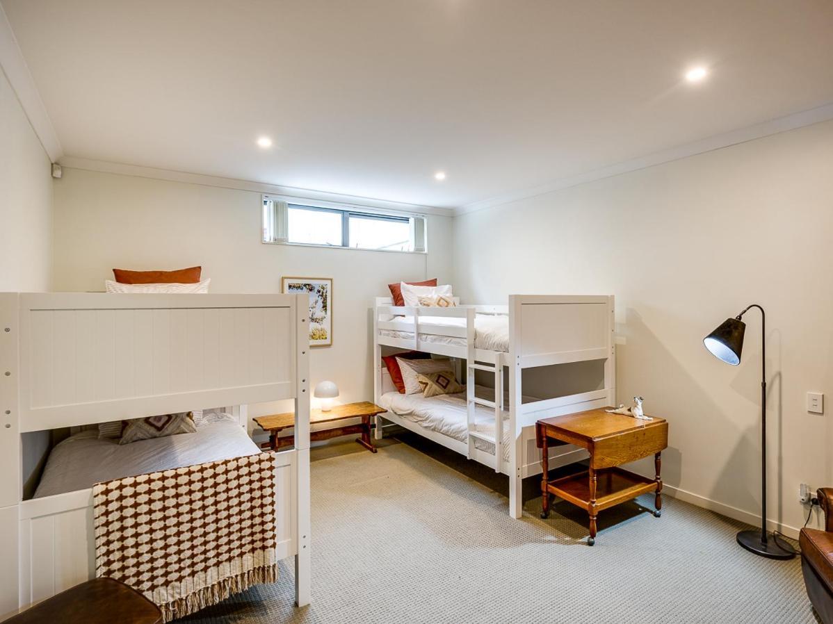 Busby Hill Villa - Havelock North Holiday Home Esterno foto